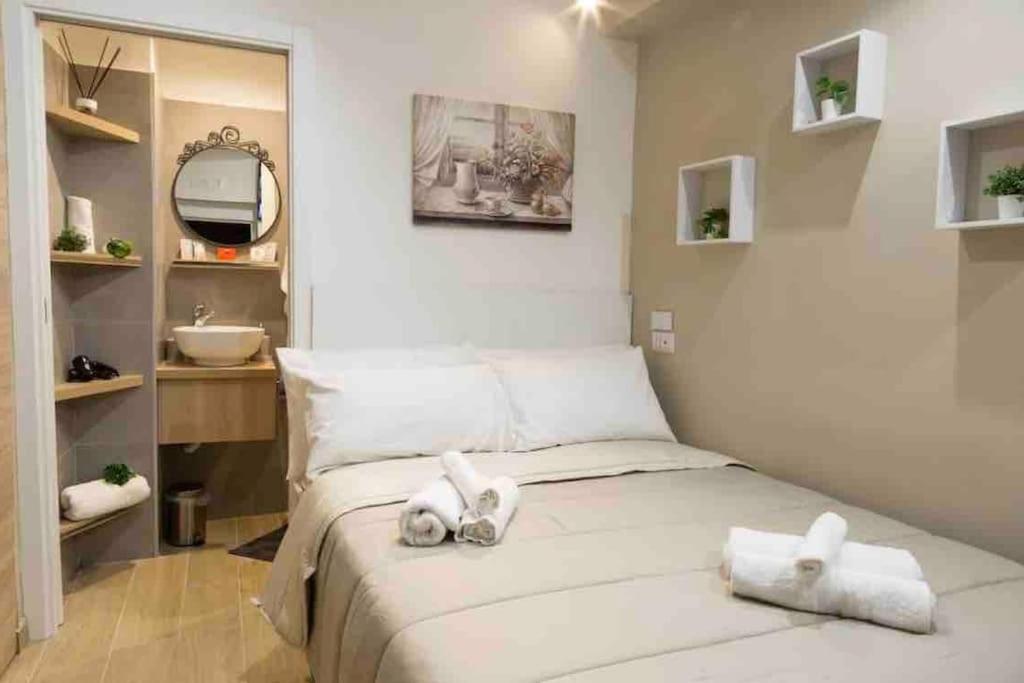 Apartamento Casina In Centro Storico Nápoles Exterior foto